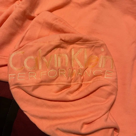 Calvin Klein Hooded Cropped Sweater - Picture 6 of 8